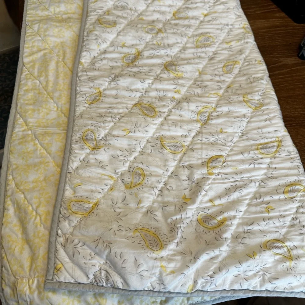 Pottery Barn Kids Lara Paisley Gray Yellow Reversible Toddler Baby Crib Quilt